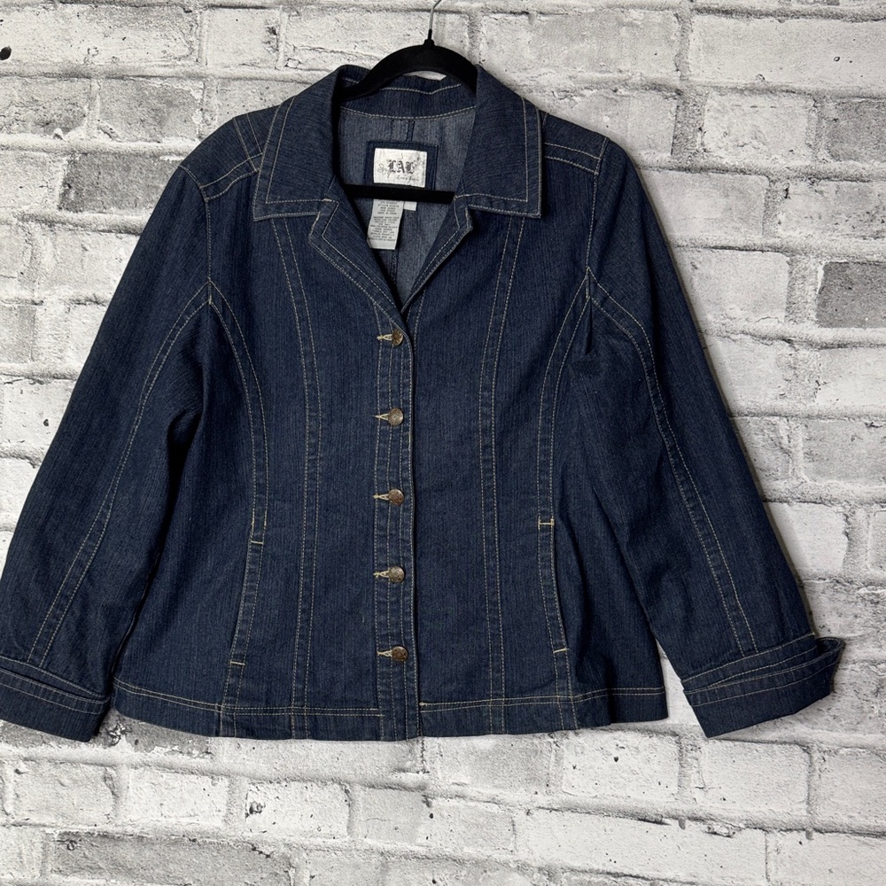 LAL - LIVE A LITTLE  Women's COMFORT Denim Jacket